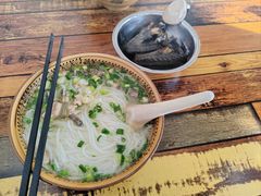 -正宗李家土鸡米线店