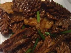 爆炒腰花-闫府私房菜·百年鲁菜(恒隆店)