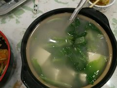 -老猎户炭火锅羊汤(万达店)