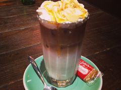 海盐榛果拿铁-MIKAKU(万达广场上海宝山店)