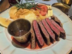 香煎澳洲草饲西冷牛扒-秘密旅行Bonjour(黑金冠 江南西店)