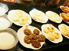 -八一路好吃街(雨田商务大厦店)