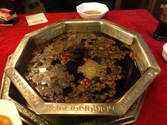 -山城年华老火锅(玉林店)