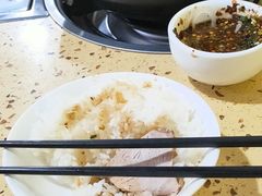 -小伟猪脚火锅店(颐园里店)