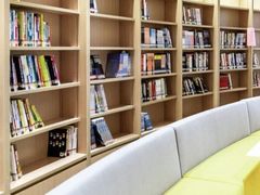 -广州市白云区图书馆