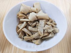 百叶结-盛兴面馆(真儒大厦店)