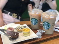 燕麦拿铁-星巴克臻选(深圳卓悦中心店)