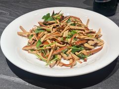 -梁家大院•农家菜(昆山会展中心店)