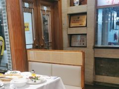 -围龙屋客家食府(福田店)