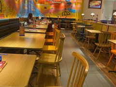 大堂-菲滋意式餐厅(加州阳光二店)