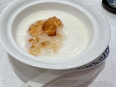 -景月阁空中食府(希尔顿酒店)