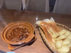 -有红鸡毛店·川菜(建设路店)