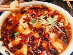 馋嘴蛙-马路牙子地桌烤肉(工体店)
