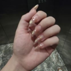-UGIRL有个美甲