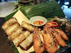 -大头虾越式风味餐厅(光明广场店)