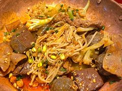 -成都你六姐·牛肉冒菜(上海环宇荟店)