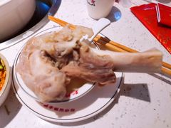 -三人行骨头王火锅(长寿店)