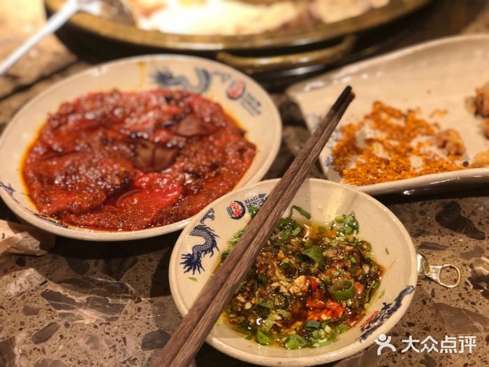 小龙坎老火锅图片