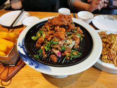 卢员外烤羊肉-壹零捌道·北京烤鸭(车公庄店)