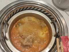 -龍歌自助小火锅(市北CBD万达店)