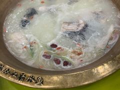 -颜氏双江清水鱼一养身火锅(磁器口店)