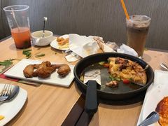 -必胜客(康华路店)