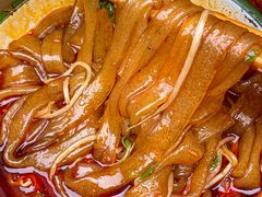 -拈签一笑黄牛肉辣卤串串