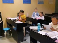 -朗韵钢琴学校(中环金界店)