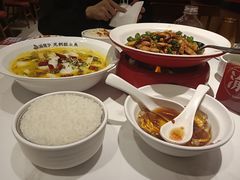 -渝是乎酸菜鱼(龙旗购物中心店)