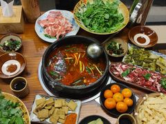 -贵厨酸汤牛肉(花果园国际中心店)