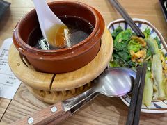 -煲仔皇腊味煲仔饭(经四万达店)