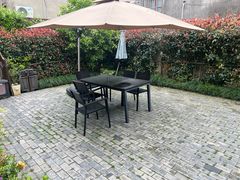 -小草屋轰趴馆别墅派对新场团建家庭聚会