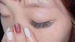 -悦指间美甲美睫
