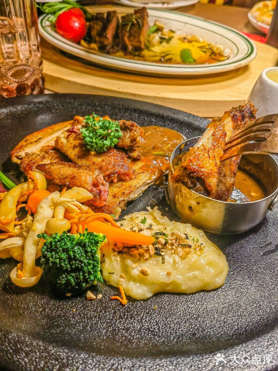 与城墙共进晚餐，如此夜色浪漫❤️