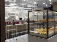 面包甜点陈列柜-奈雪的茶(华侨城创意园店)