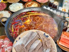 -黄潇洒老火锅(九眼桥宏济巷店)