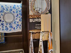 -BURBERRY(上海港汇恒隆广场店)