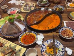 -旧街市鲜货老火锅(大光路店)