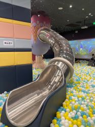 -MELAND CLUB亲子乐园·派对·餐厅(北京芳圆里ID MALL店)