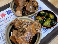 -万和春排骨砂锅米饭(新业广场店)