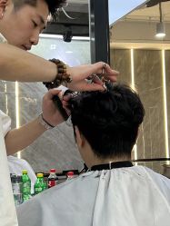点击看大图 -Tipo Hair salon(明星)店