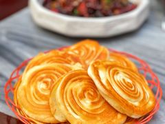 摩登粑粑-蔼若春.传承云南菜(金碧公园店)