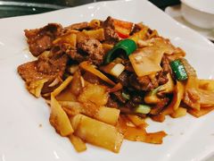 酸笋炒牛肉-美极鲜食坊(宝安南路店)