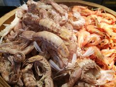 -荣誉国际酒店-云顶旋转餐厅