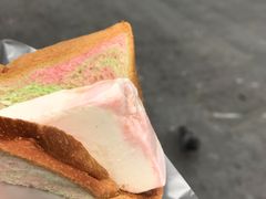 -詹爷爷乌节路街头冰淇淋