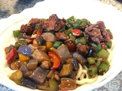 茄子肉丁小公鸡双拼拌面-文三里屯面馆(三里屯店)