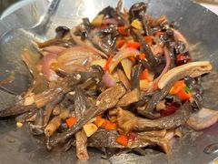 -黄泥岗·地道湖北菜(奥特莱斯店)