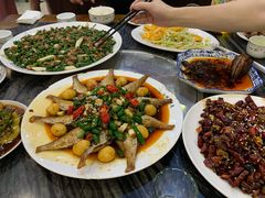 -江湖黑大兔(杨家坪店)