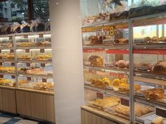 -85度C(生甜甜圈研究工坊·上海平凉店)