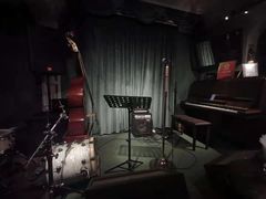 -Tango by Ala House